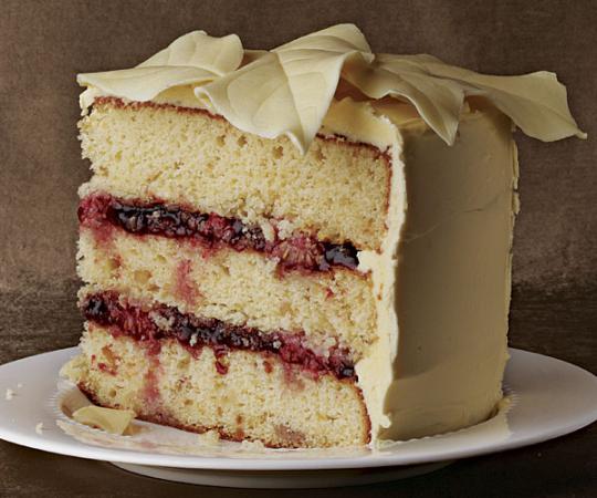 Can you freeze raspberry cake filling?