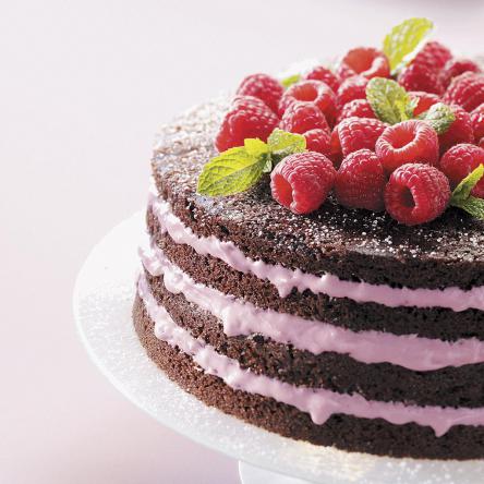 Can you use jam as a cake filling?