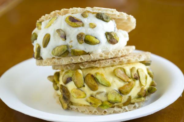 Iranian pastry cream wholesale at the cheapest price